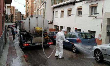 Imagen El Ayuntamiento amplía su plan de desinfección de la ciudad incorporando más medios de limpieza