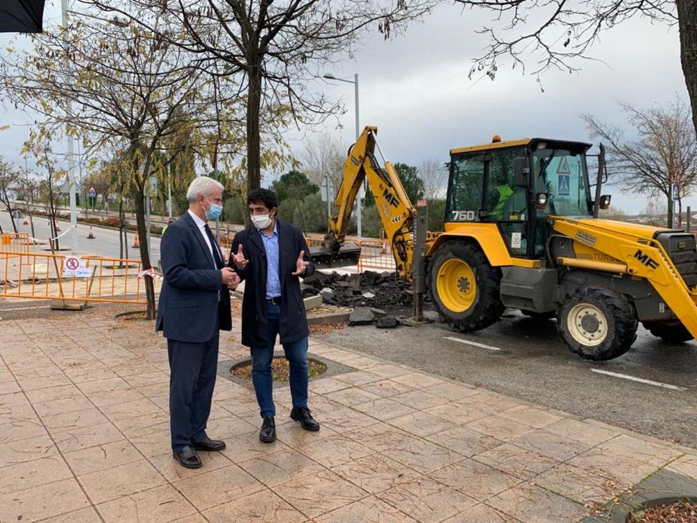 Imagen El Ayuntamiento acomete la eliminación y suavizado de badenes en Dehesa Vieja y Tempranales