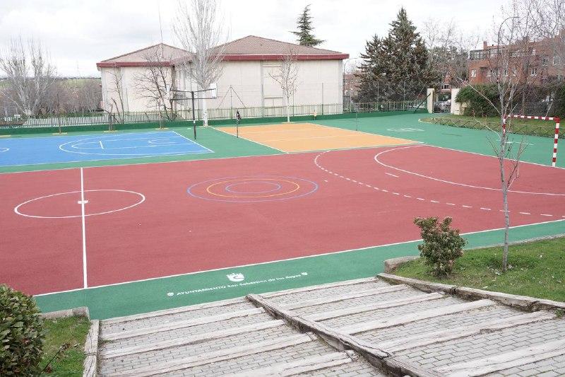 Imagen El Ayuntamiento renueva y refuerza las infraestructuras de los colegios públicos San Sebastián y Silvio Abad