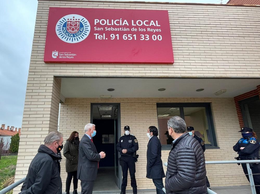 Imagen El Ayuntamiento pone en marcha el puesto de atención de la Policía Local en las urbanizaciones
