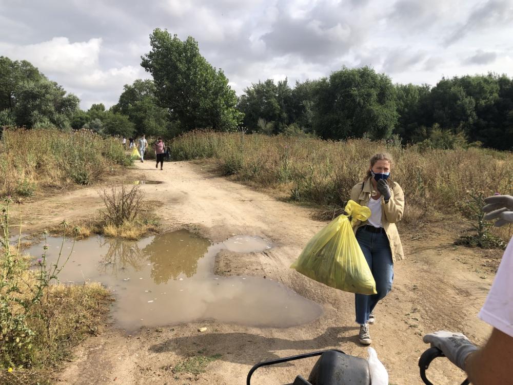 Imagen Voluntarios de ‘Limpia ríos, salva océanos’ retiran más de 600 kilos de basura de la ribera del Jarama