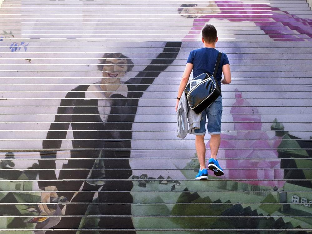 Imagen La fotografía ‘Va y Viena’, de Juan Bros, gana el concurso social  del mes de junio de la AFSSR