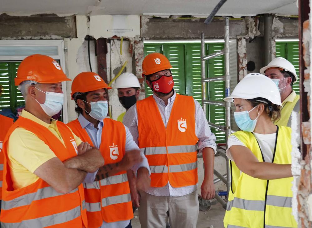 Imagen El Gobierno municipal dedica cerca de un millón de euros a reformar las infraestructuras escolares durante el verano