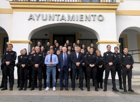 Imagen <strong>Un total de 35 nuevos agentes de la Policía Local se incorporan...