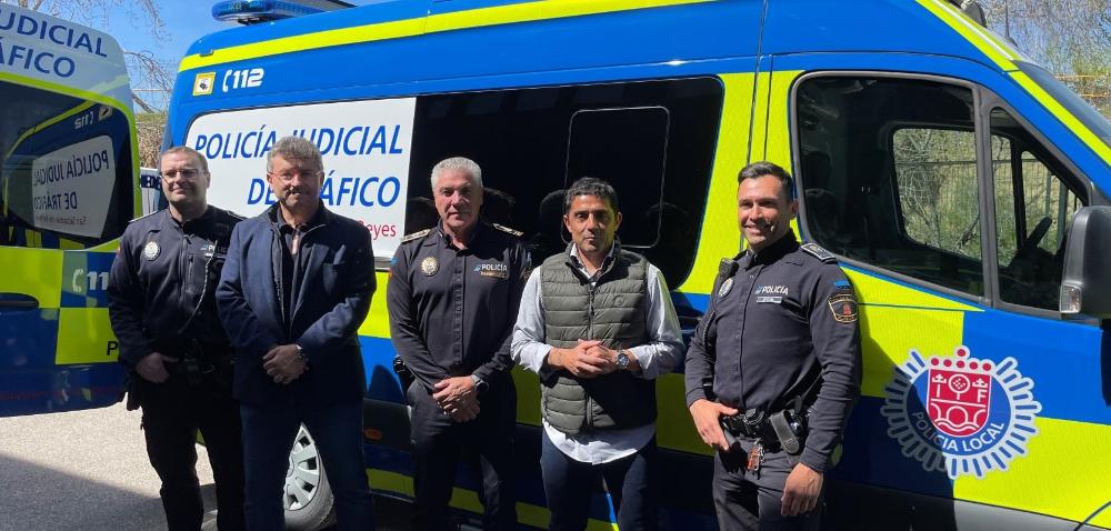 Imagen Nuestra Policía Local estrena un nuevo vehículo de atestados altamente especializado