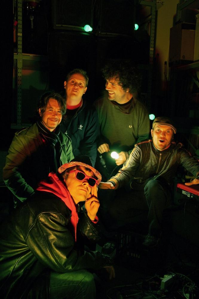 Imagen La ciudad celebra la noche de San Juan con la tradicional hoguera, música en directo, cortos y batucada