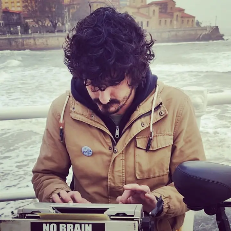 Per-Versos. Festival libre de poesía. Poesía automágica. Andrelo Pipas de Coco.