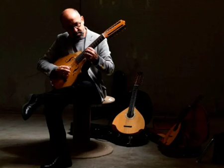 Los viernes de la tradición: Juan José Robles. Transiciones