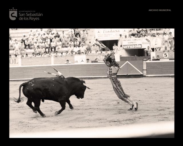 Imagen Morenito de Maracay baderilleando