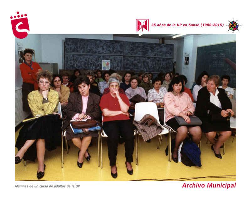 Imagen Alumnas de un curso de adultos