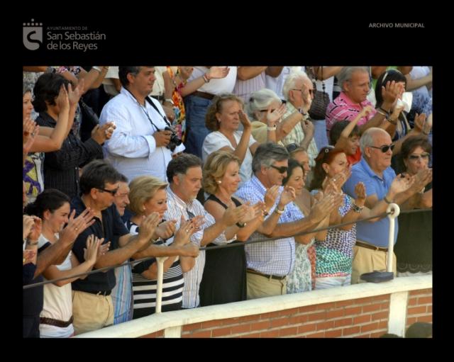 Imagen El Alcalde, Manuel Ángel Fernández, con la Presidenta de Madrid