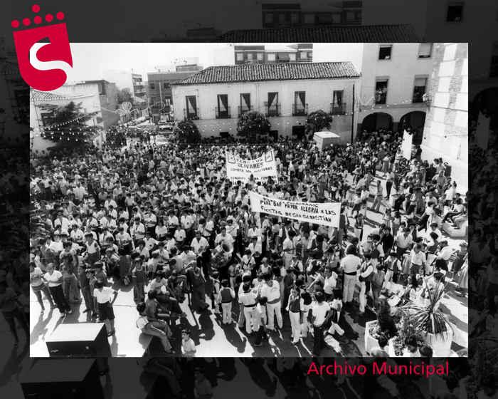 Imagen Peñas en pregón del mediodía años 80