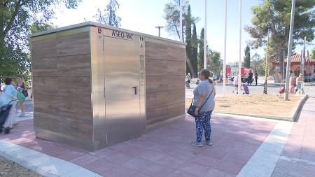 Imagen El primero de los nuevos aseos autolimpiables de Sanse ya está en...