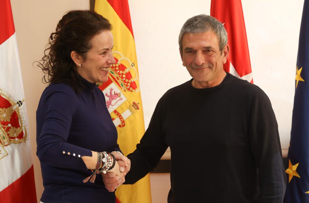 Imagen Un convenio municipal impulsará un programa de autoayuda para las personas con adicción al alcohol