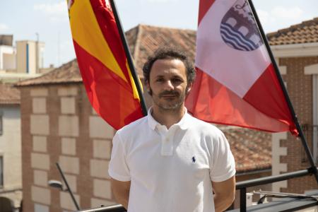 VISITA A LOS VECINOS DE LA CALLE EL PILAR