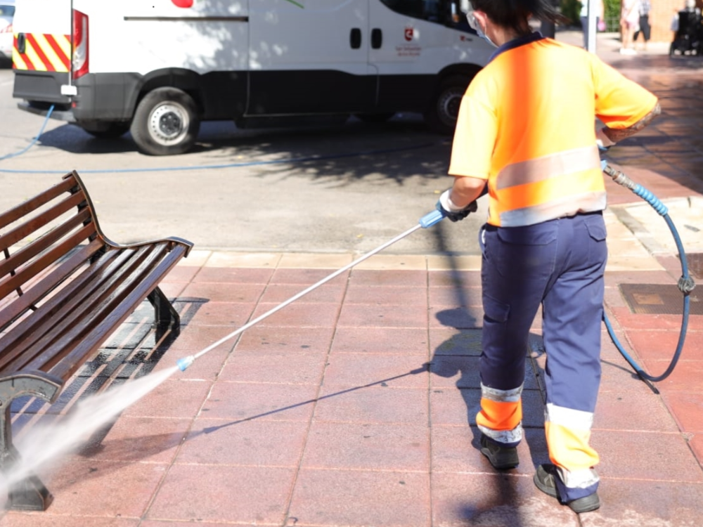 Imagen Refuerzo en el servicio de limpieza durante las fiestas en honor al Santísimo Cristo de los Remedios