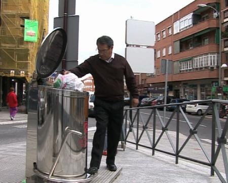 Imagen Más contenedores soterrados