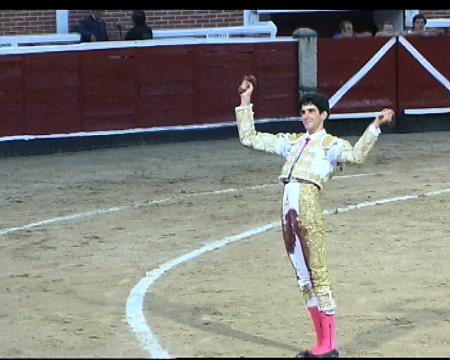 Imagen Primera tarde de toros