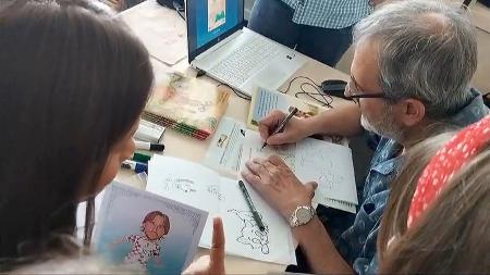 Imagen Fernando Corella diseña la camiseta oficial de las Fiestas 2025 de San...