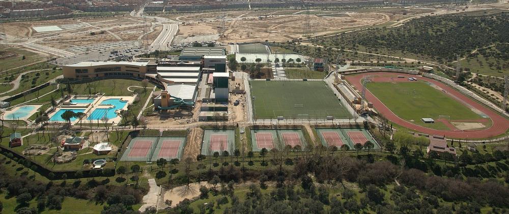 Imagen El Ayuntamiento aprueba la cubrición de la pista de hockey sobre patines ubicada en el polideportivo municipal Dehesa Boyal