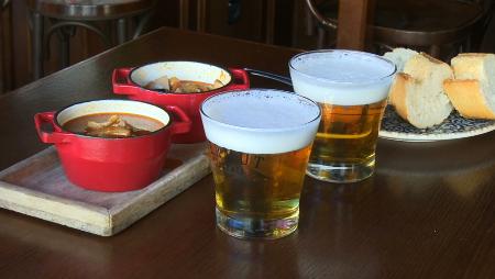 Imagen Contra los excesos y el alcohol, deporte y comida sana en el Día Mundial...