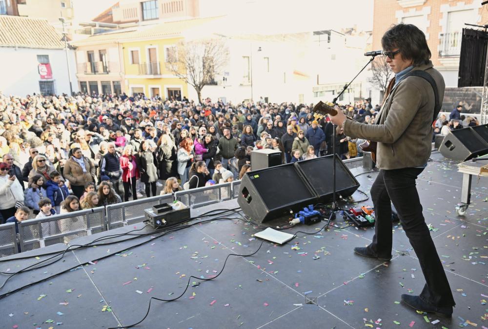 Imagen Diferentes conciertos en la plaza de la Constitución para celebrar las...