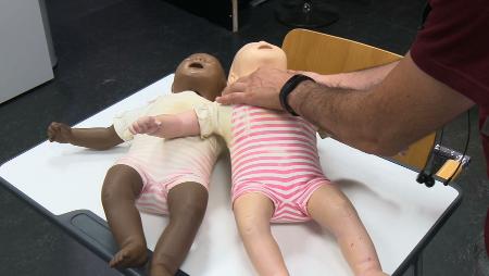 Imagen Primeros auxilios y otros talleres gratuitos que los centros educativos...